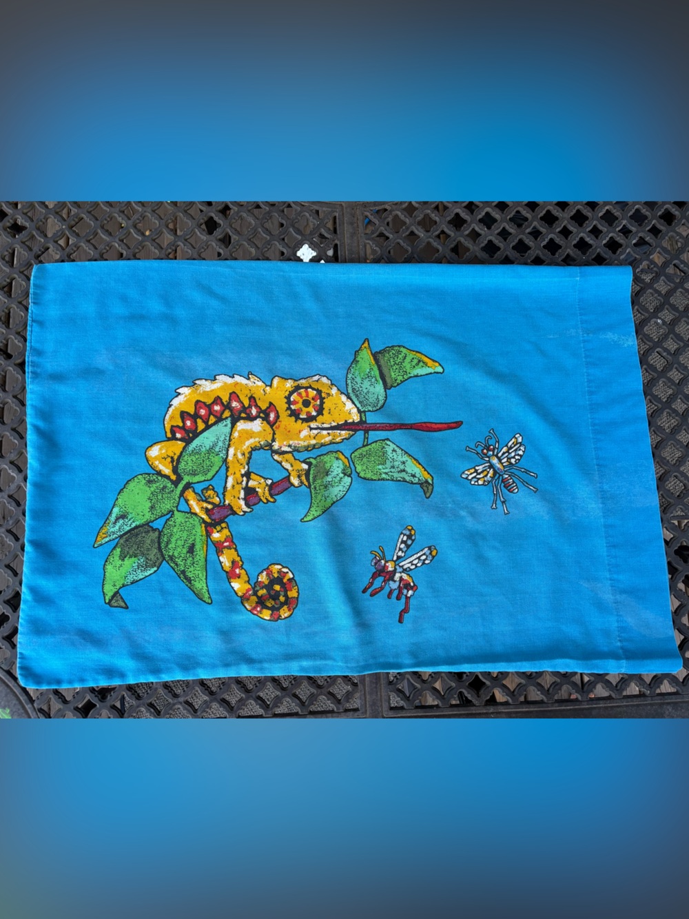Vintage 1970s Cannon Reversible Frog & Chameleon Pillowcase
